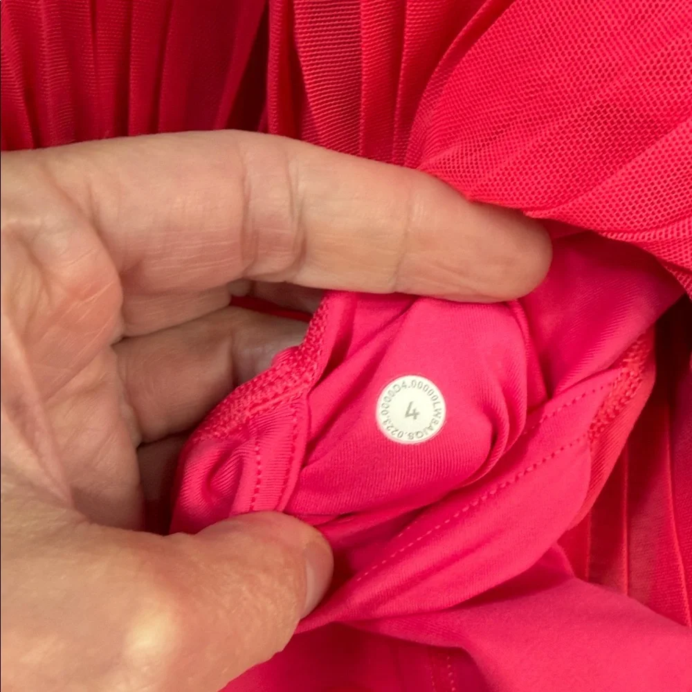 lululemon athletica Pleated Skater Skirt - Bright Pink